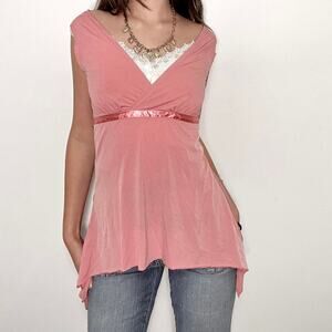 Gorgeous vintage pink old college inn babydoll top